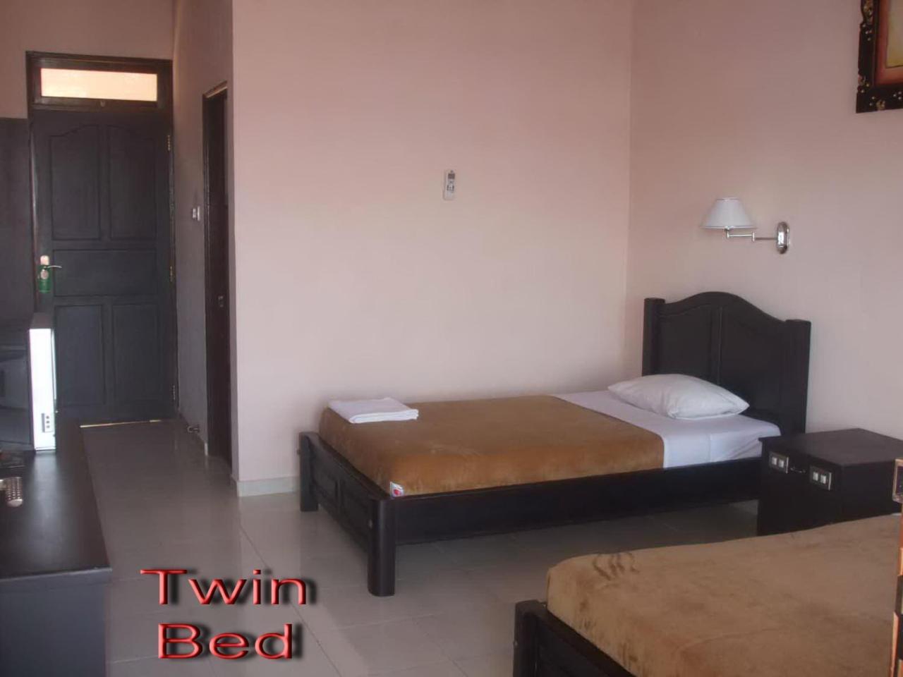 Pesona Beach Inn Kuta  Exterior photo